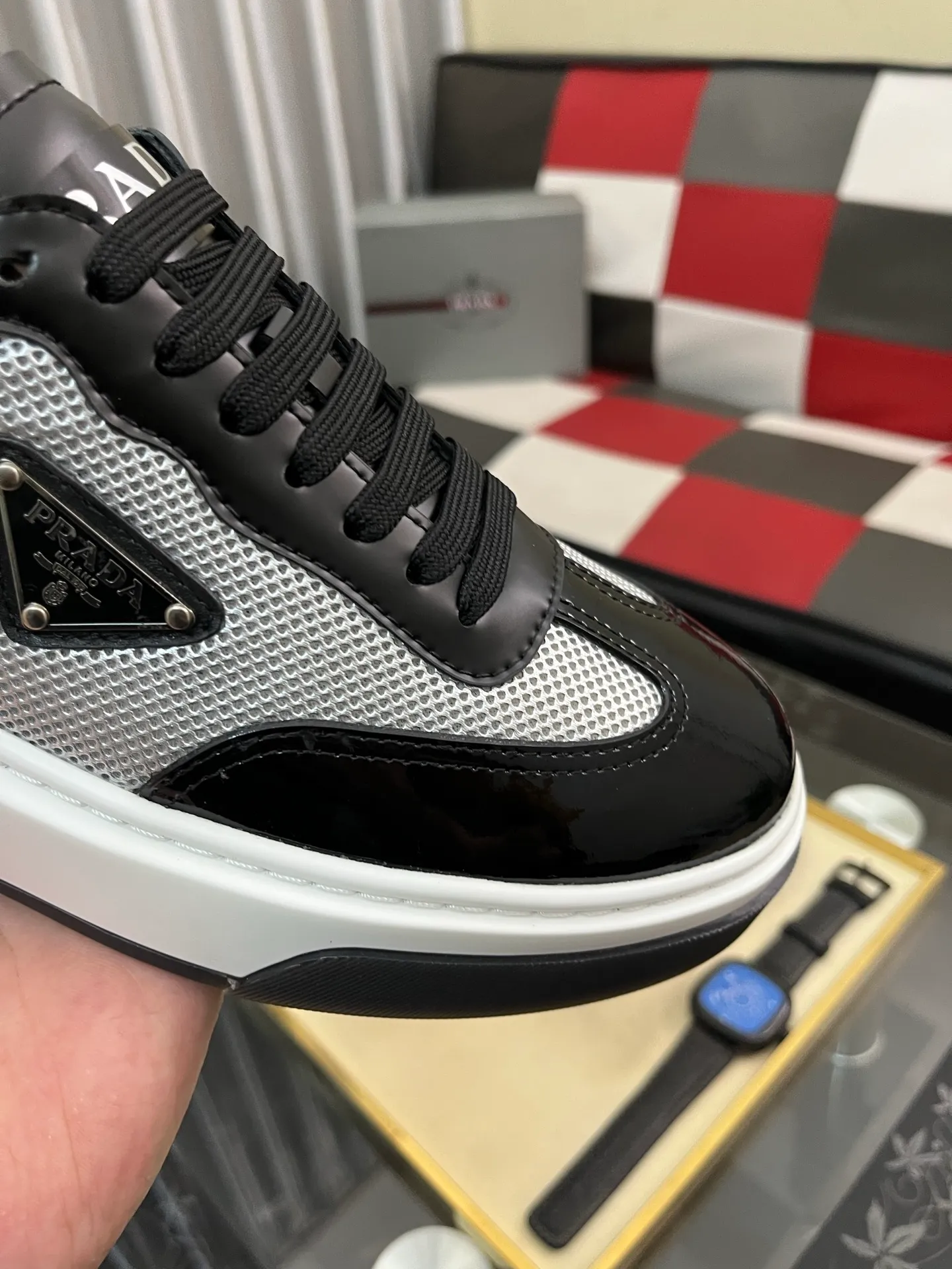 Men's shoes 💰: 560⌚️⌚️[PRADA] Prada casual shoes, originally developed 1:1, made of high-mercerized cowhide with imported cowhide, silk sheepskin lining, rubber outsole, comfortable and soft on the foot, size: 38-442️⃣Colors available